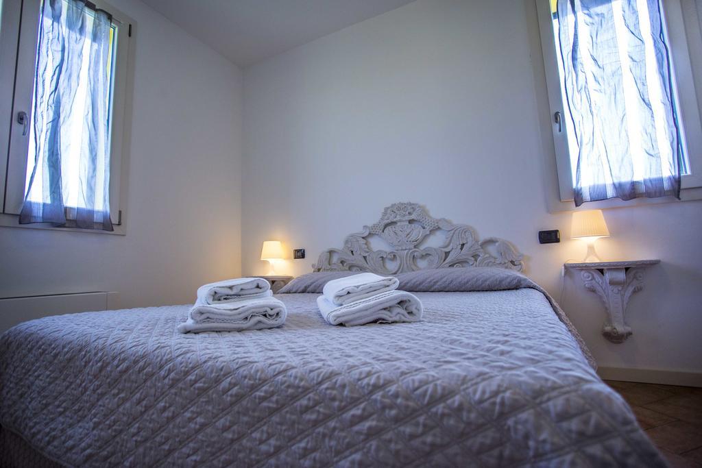 Residence Karina Moniga del Garda Ngoại thất bức ảnh