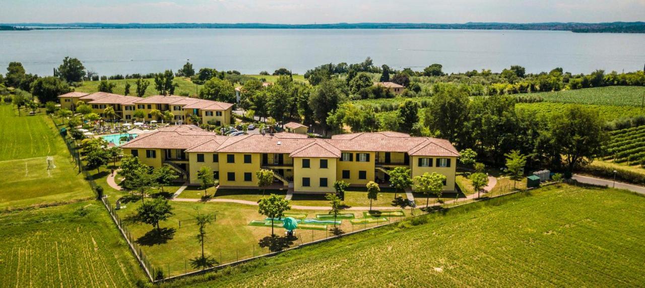 Residence Karina Moniga del Garda Ngoại thất bức ảnh