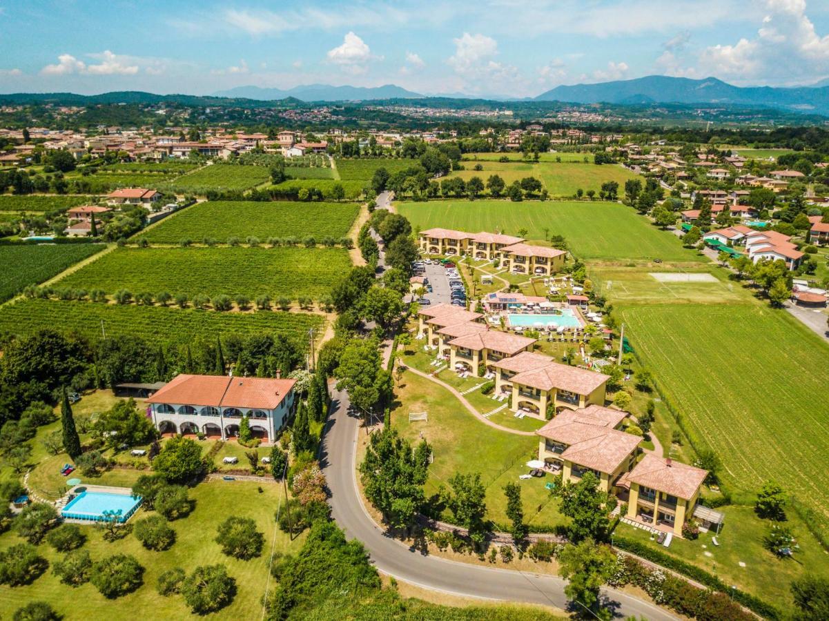 Residence Karina Moniga del Garda Ngoại thất bức ảnh