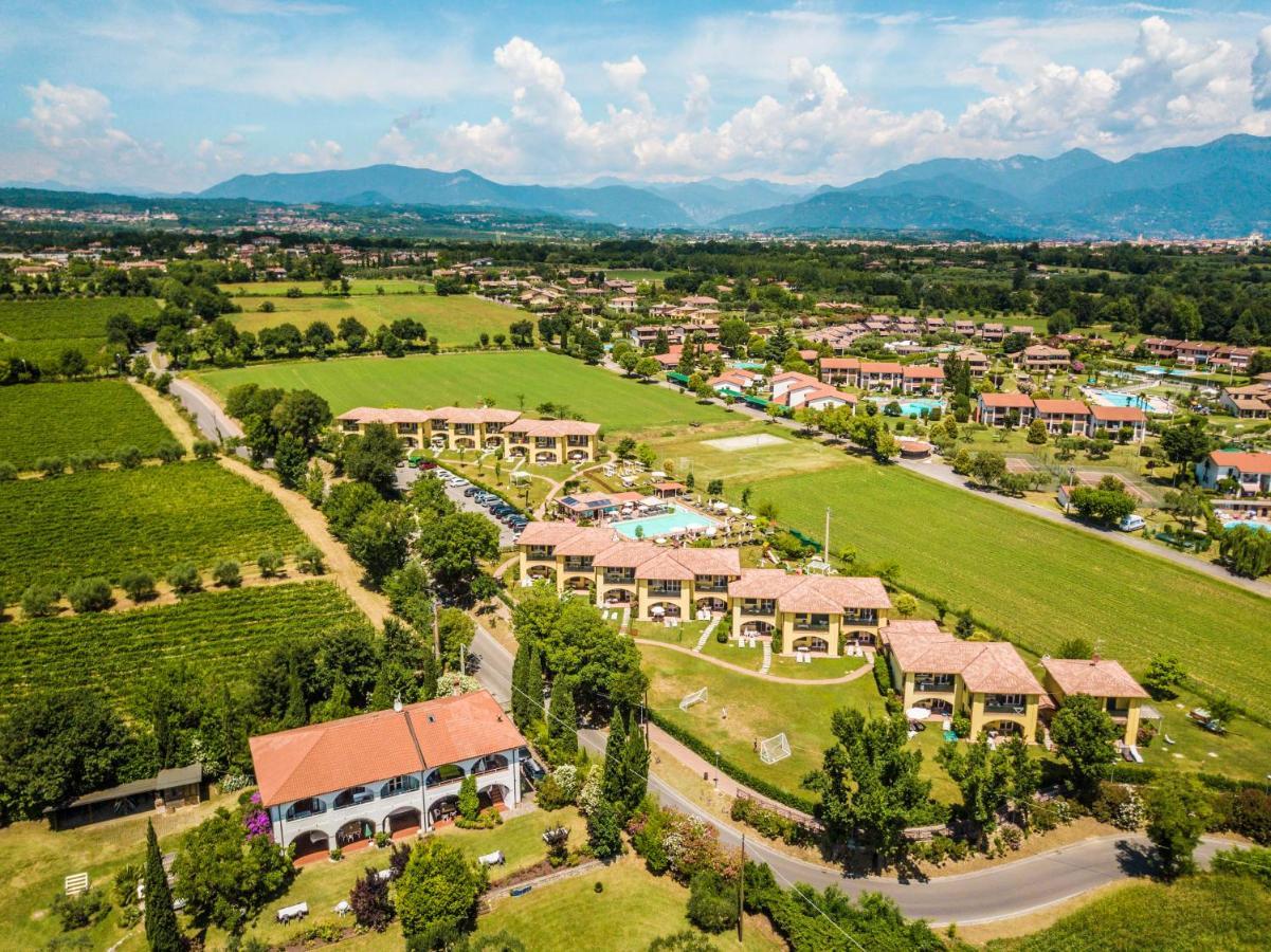 Residence Karina Moniga del Garda Ngoại thất bức ảnh