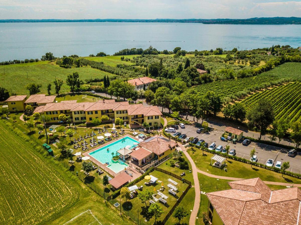 Residence Karina Moniga del Garda Ngoại thất bức ảnh